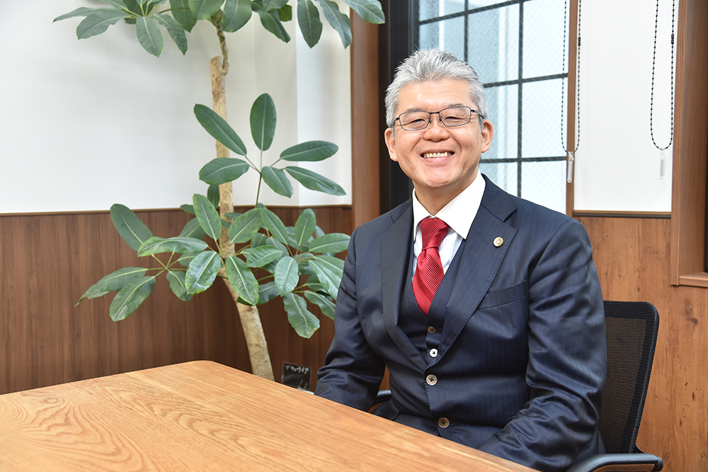 所長 弁護士 小林 大悟 (こばやし だいご)